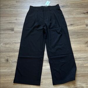 Wide-Leg Black Pleated Trousers